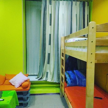 Yourhostel Дорогожичи Киев Екстериор снимка