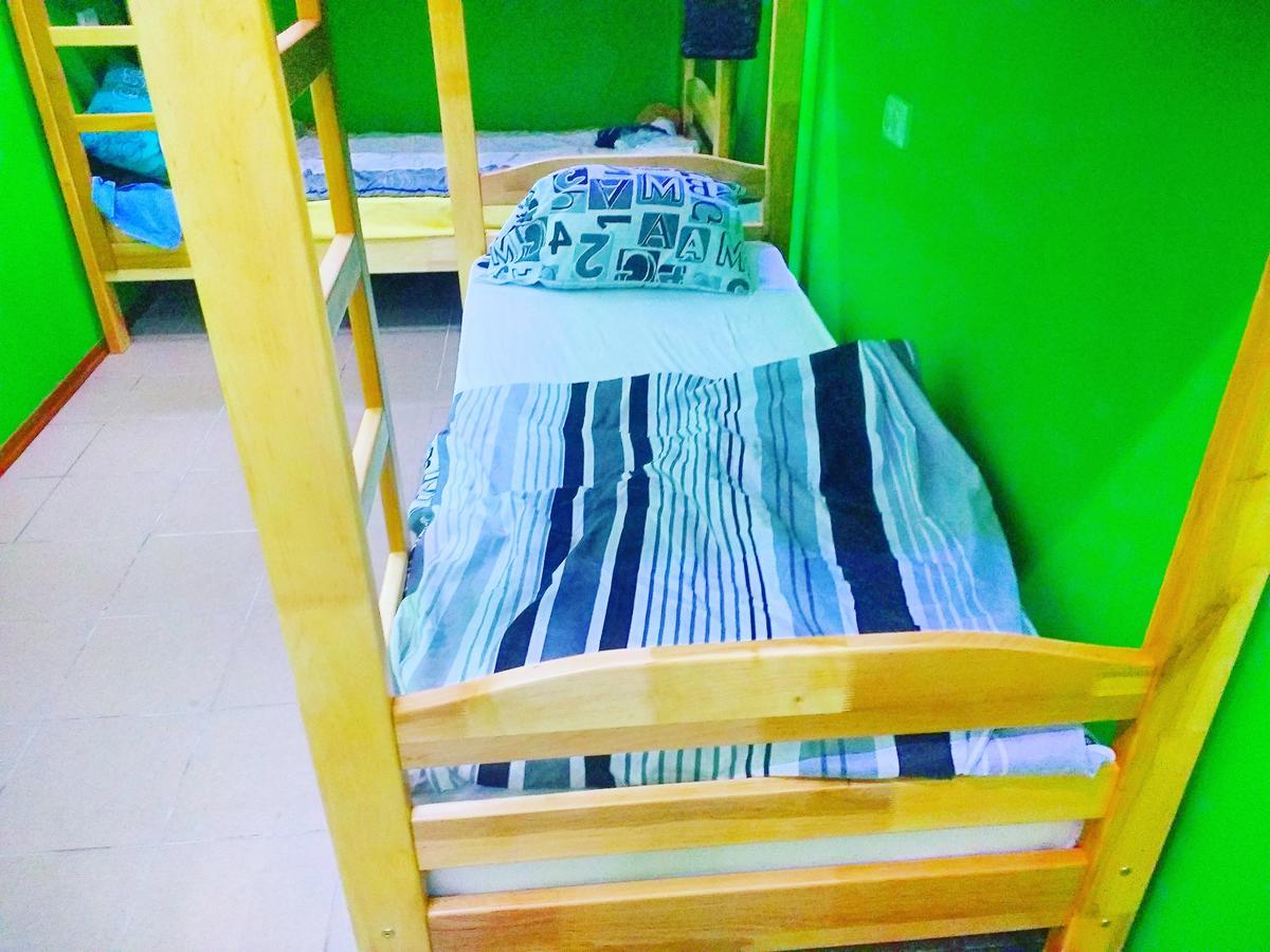 Yourhostel Дорогожичи Киев Екстериор снимка