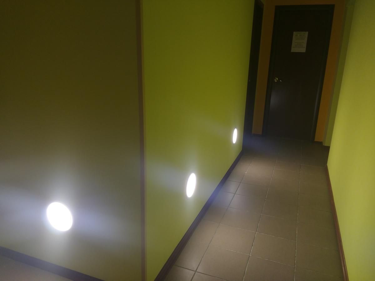 Yourhostel Дорогожичи Киев Екстериор снимка