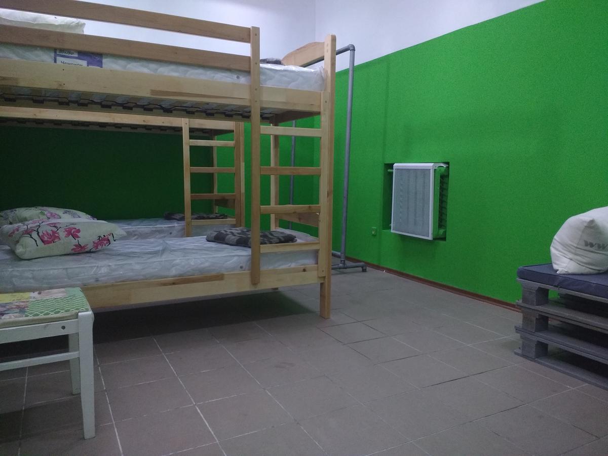 Yourhostel Дорогожичи Киев Екстериор снимка